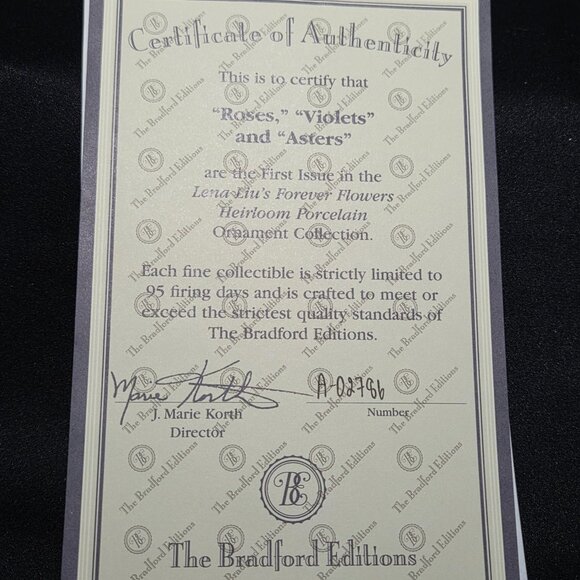 Lena Liu's "Forever Flowers Heirloom Porcelain christmas tree decoration collect - Picture 2 of 8